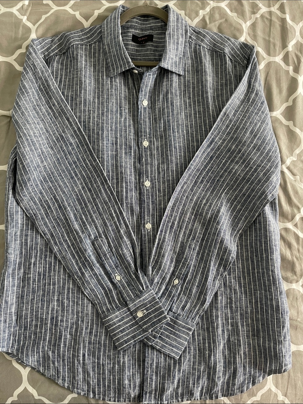 Quince Men's Navy and White Vertical Stripe 100% Linen Button-Down Shirt - Picture 4 of 5